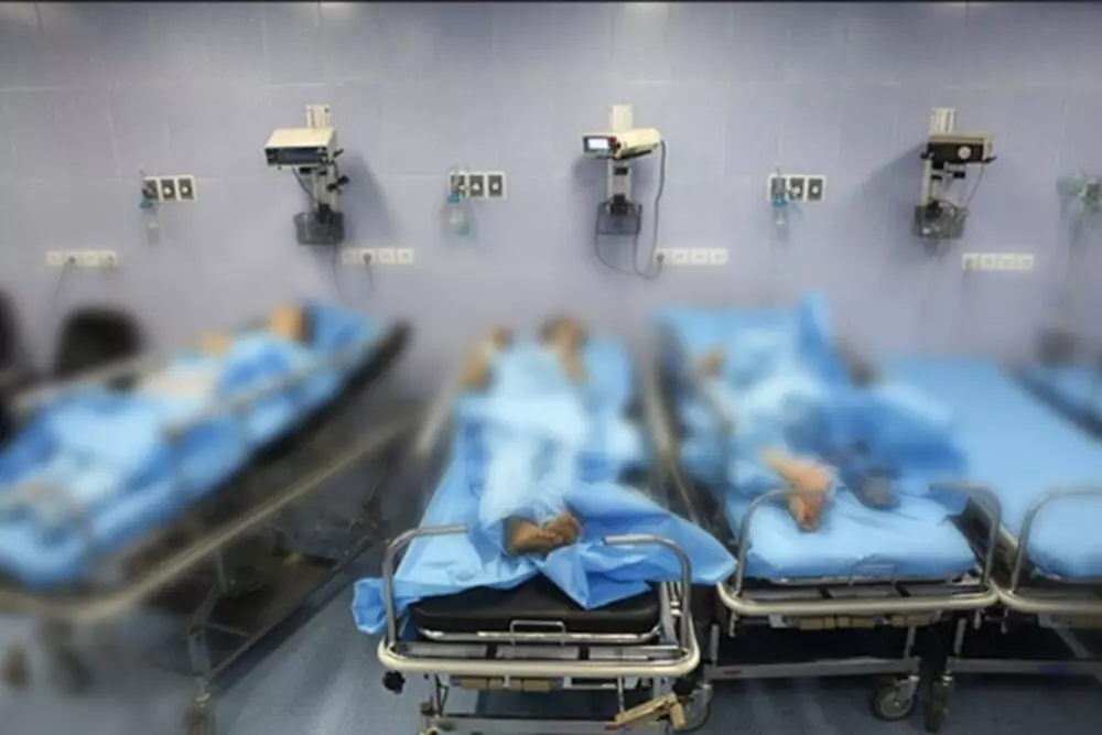مسمومیت دانش آموزان دختر