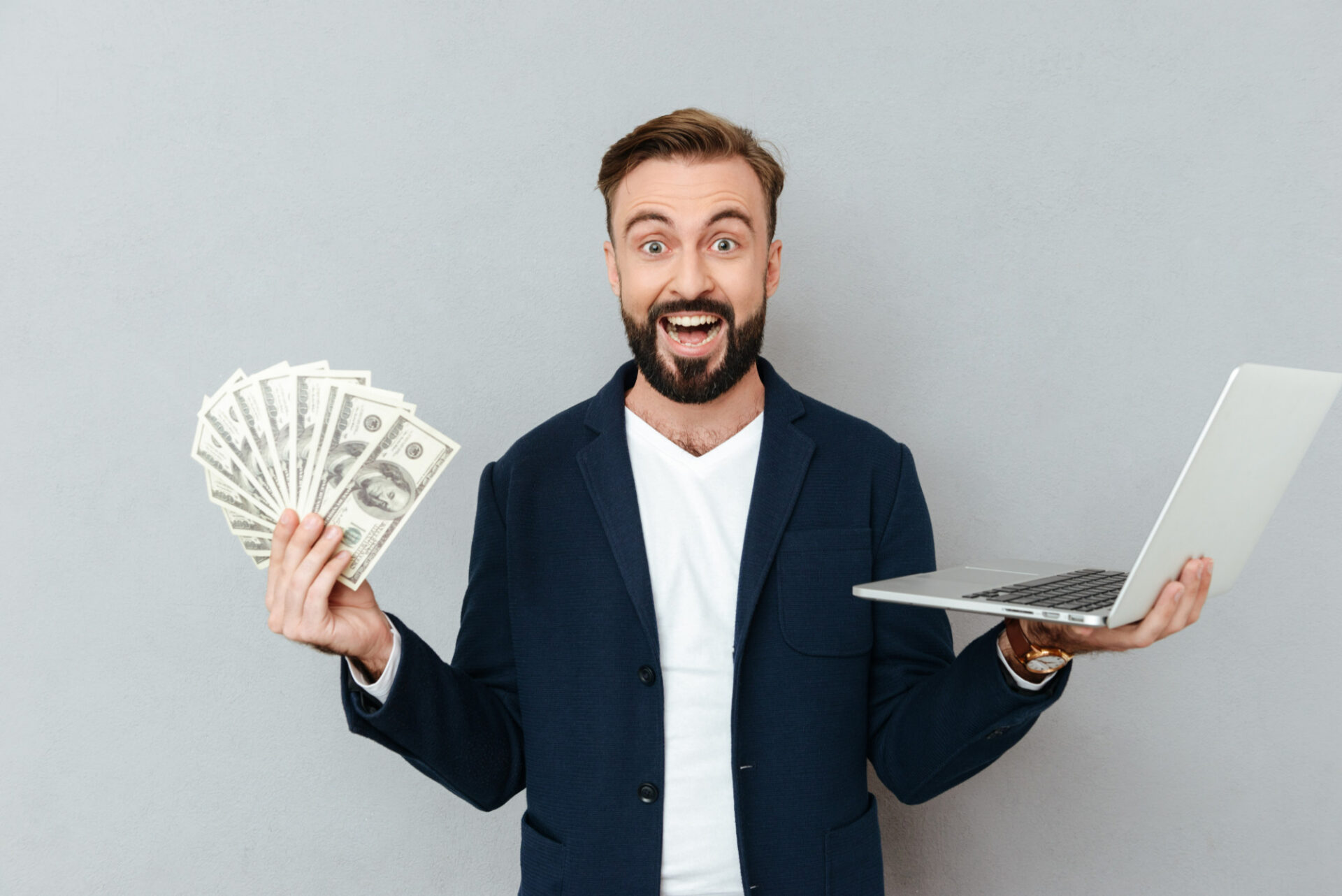 آیا شما از طریق شبکه های اجتماعی کسب درآمد دارید؟
