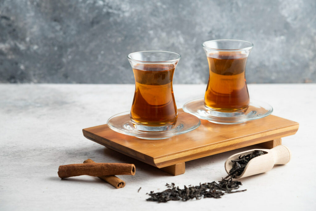 به نظر شما کدام چای کیفیت بهتری دارد و سالم تر است؟